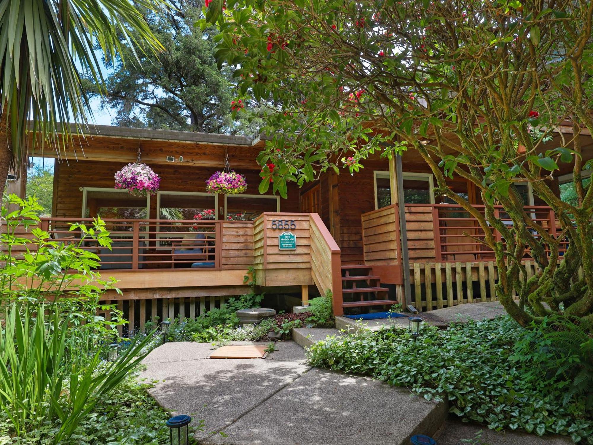 Woods Waves: Luxury Coast Cabin King Beds Pets Tillamook Exterior foto